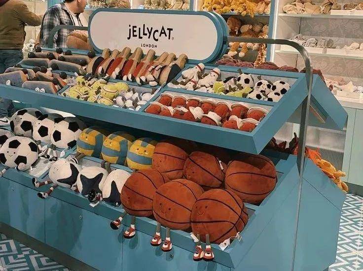 意经：Jellycat背后的品牌共创逻辑开元棋牌合力造化品牌洞察｜情绪价值的生(图10)